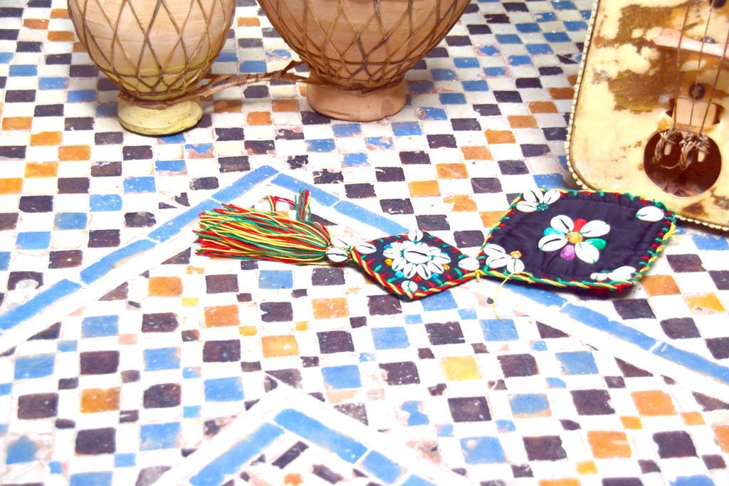 Riad Khmisa Tétouan Buitenkant foto